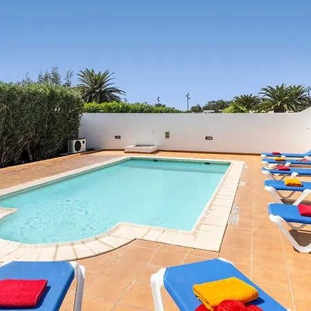 Stephanie Villa Playa Blanca